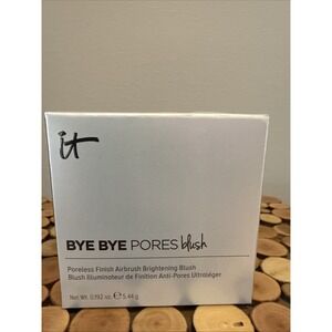 it Cosmetics Bye Bye Pores Blush Naturally Pretty  (Warm Peach) ‎ 0.192 oz
